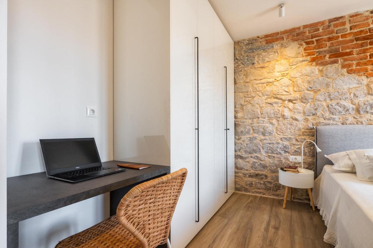 Lucio Apartment *